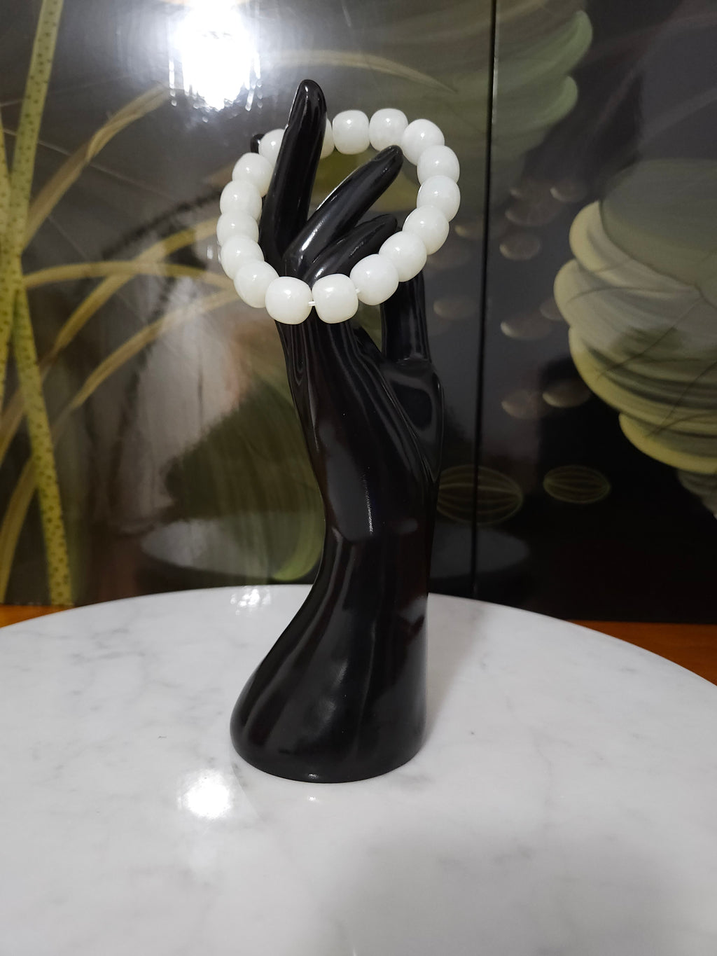 White nephrite bracelet