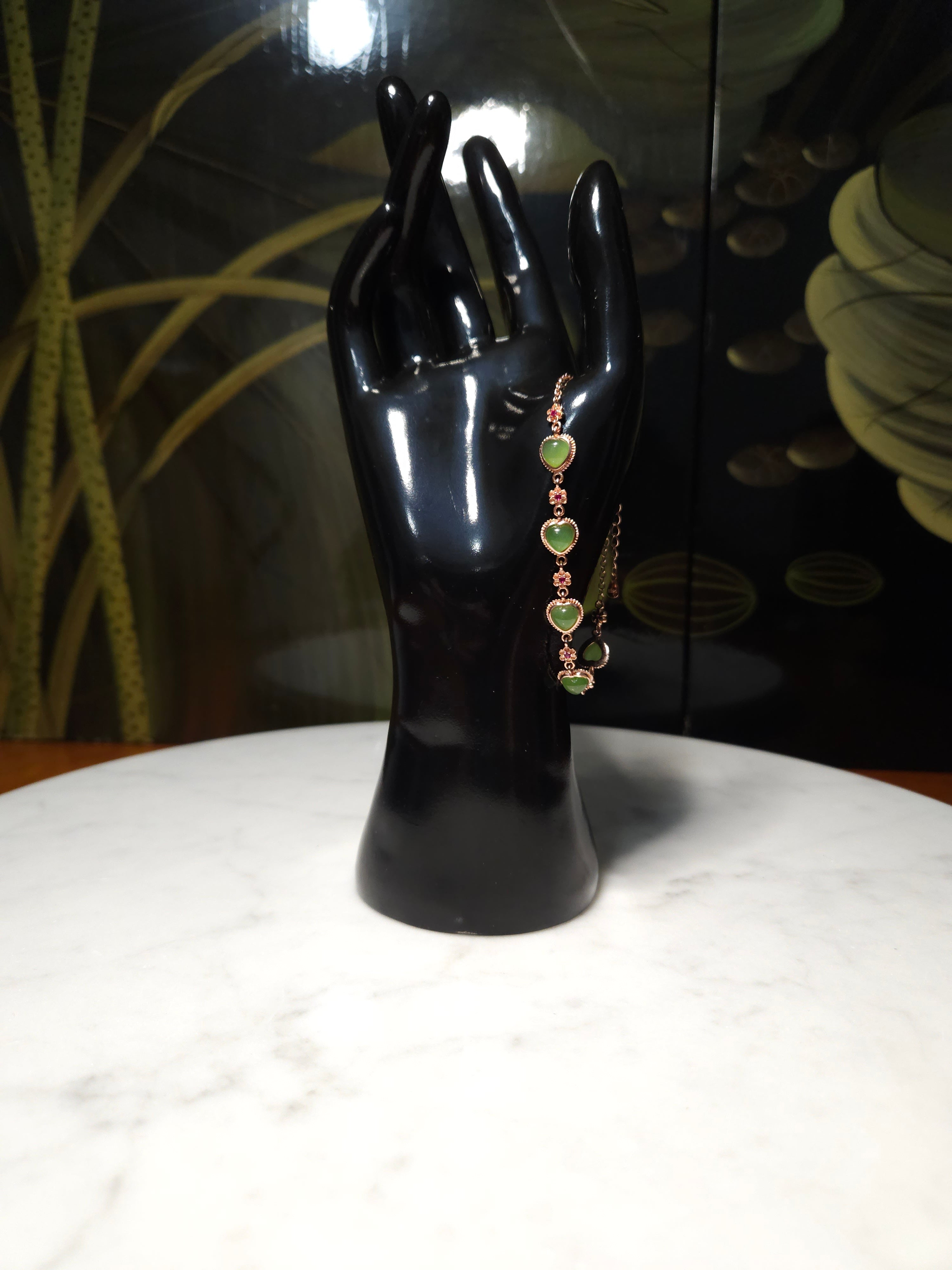 Siberian nephrite jade apple green bracelet (silver chain setting)