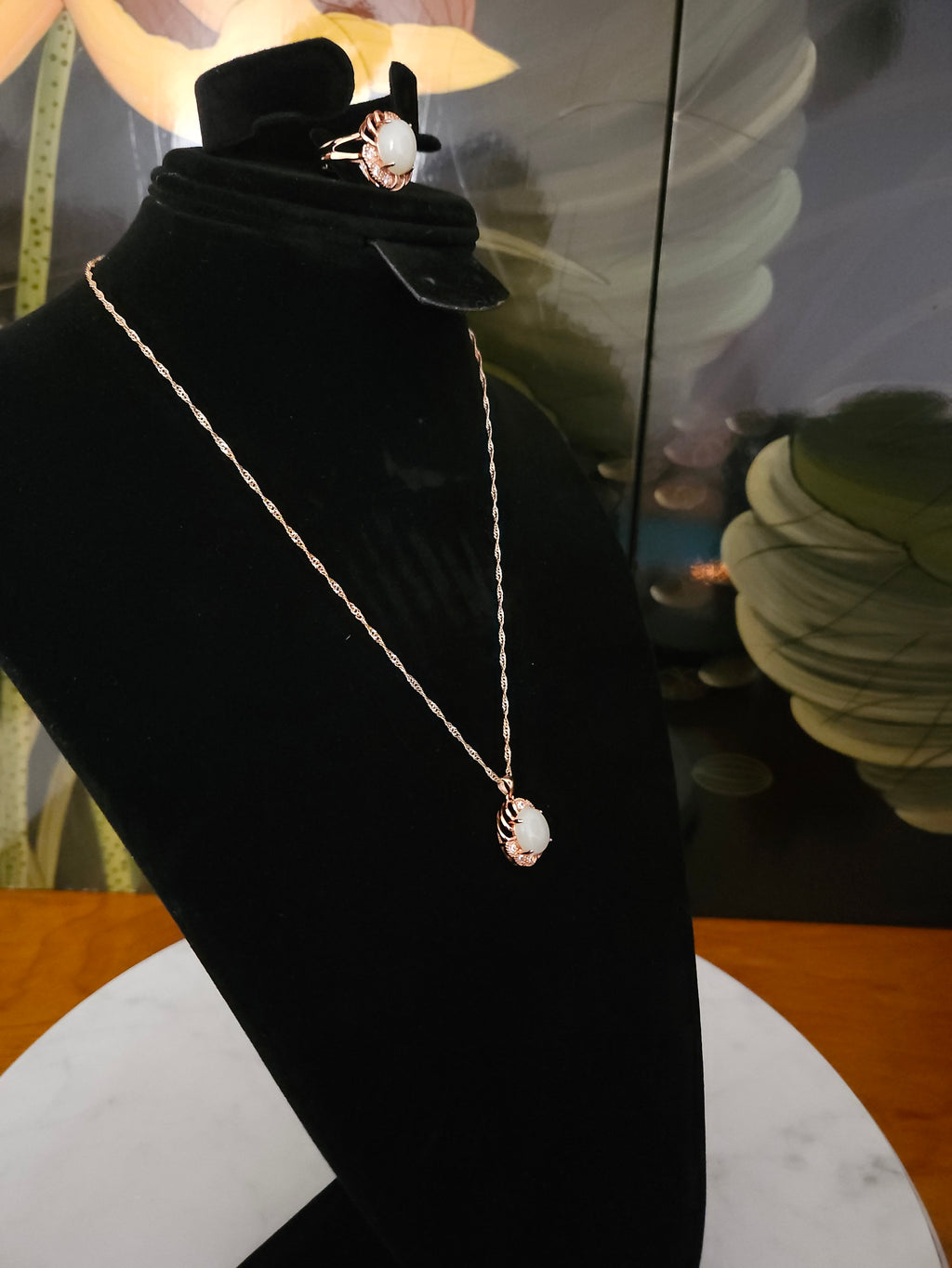 Xinjiang Qiemo white nephrite jade ring and necklace set (with silver clasp and silver chain)