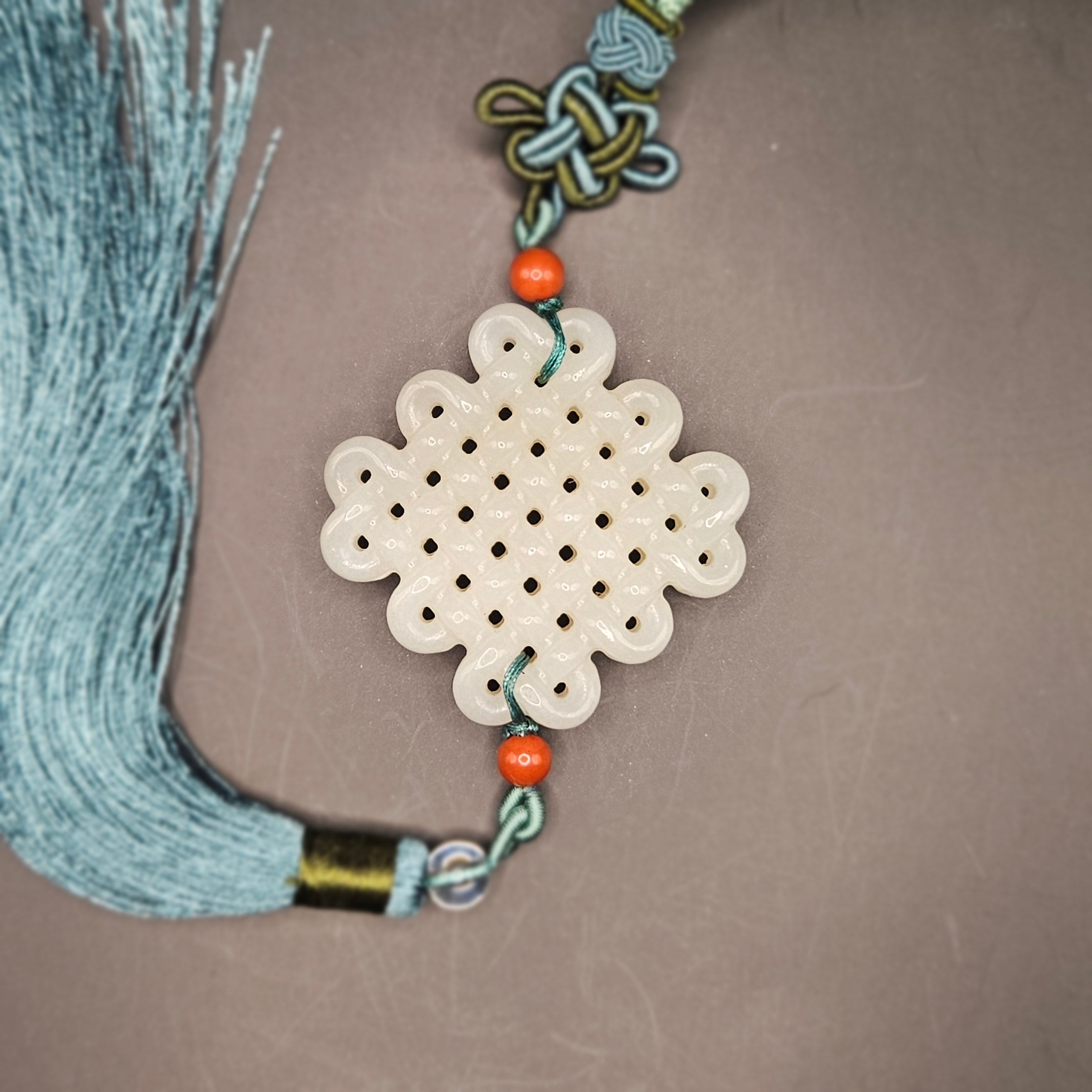 White nephrite jade Chinese knot