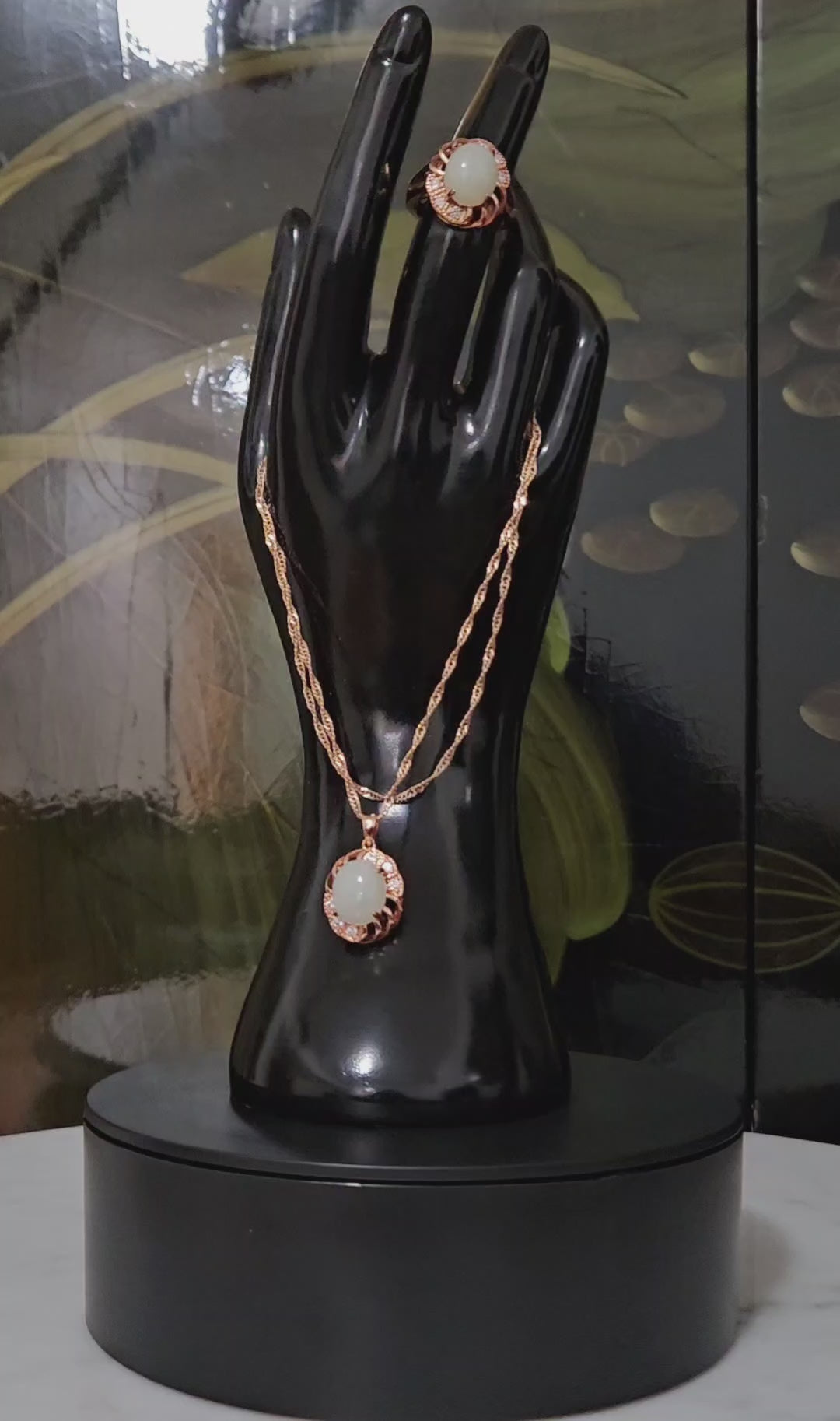 Xinjiang Qiemo white nephrite jade ring and necklace set (with silver clasp and silver chain)