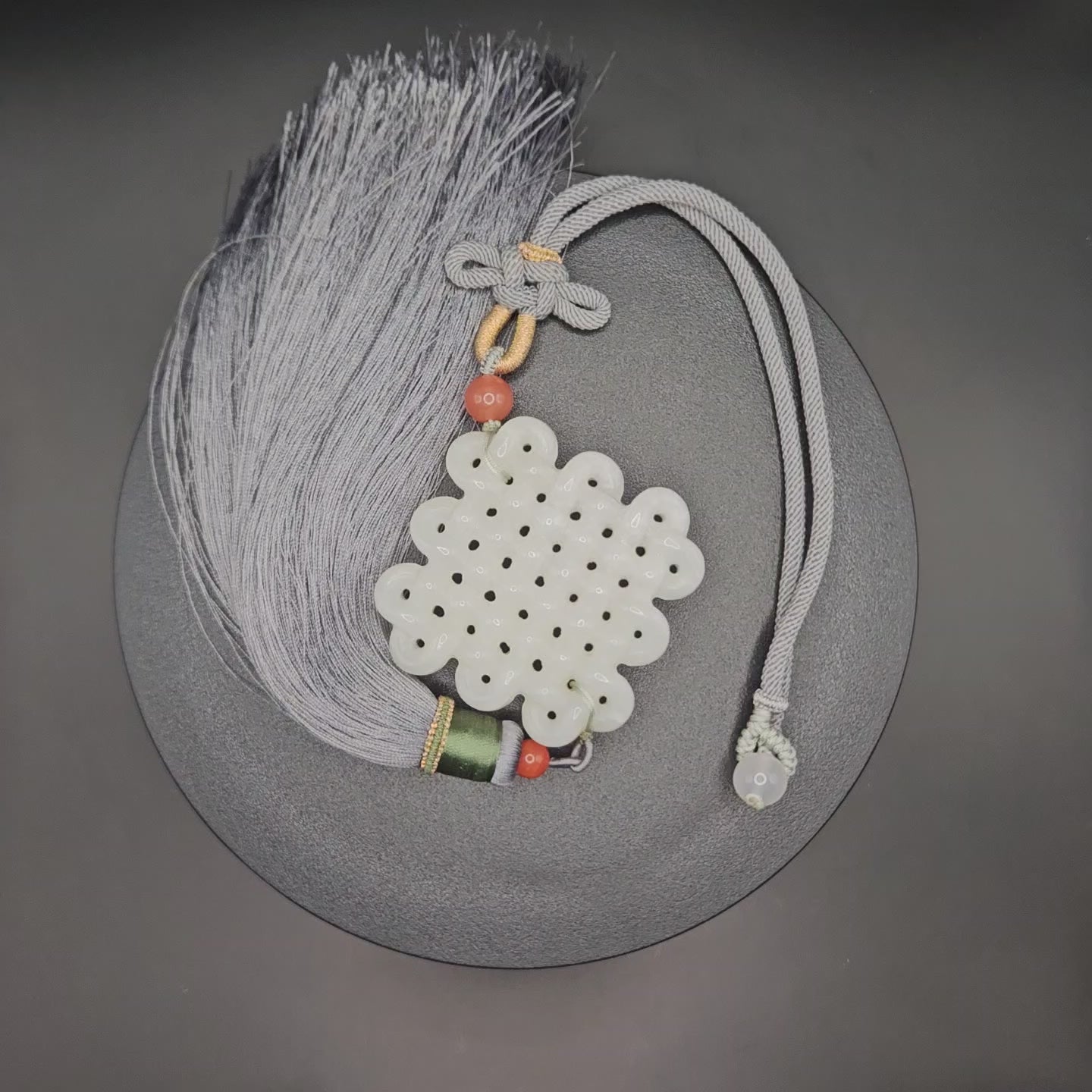 White nephrite Chinese knot