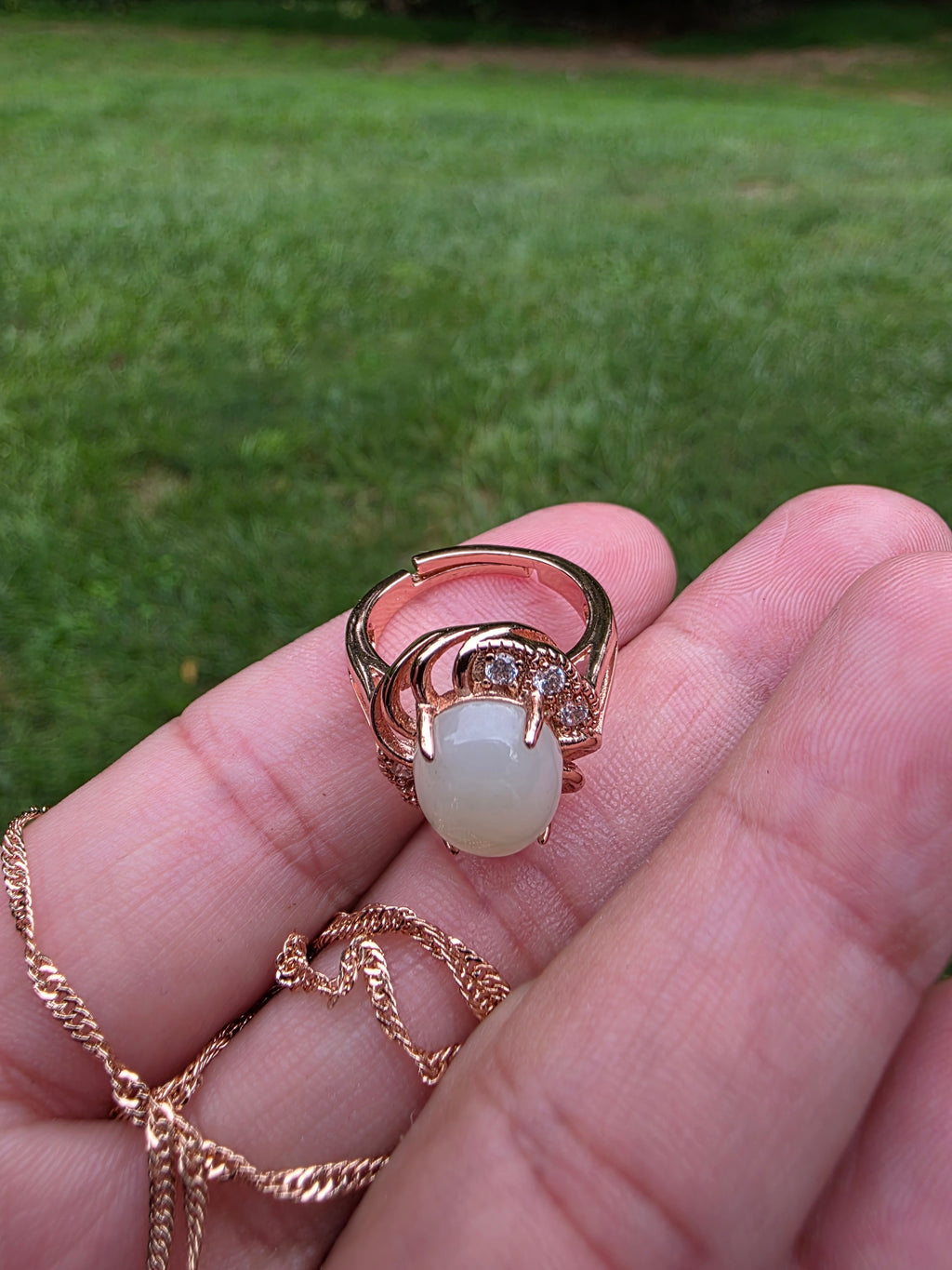 Xinjiang Qiemo white nephrite jade ring and necklace set (with silver clasp and silver chain)