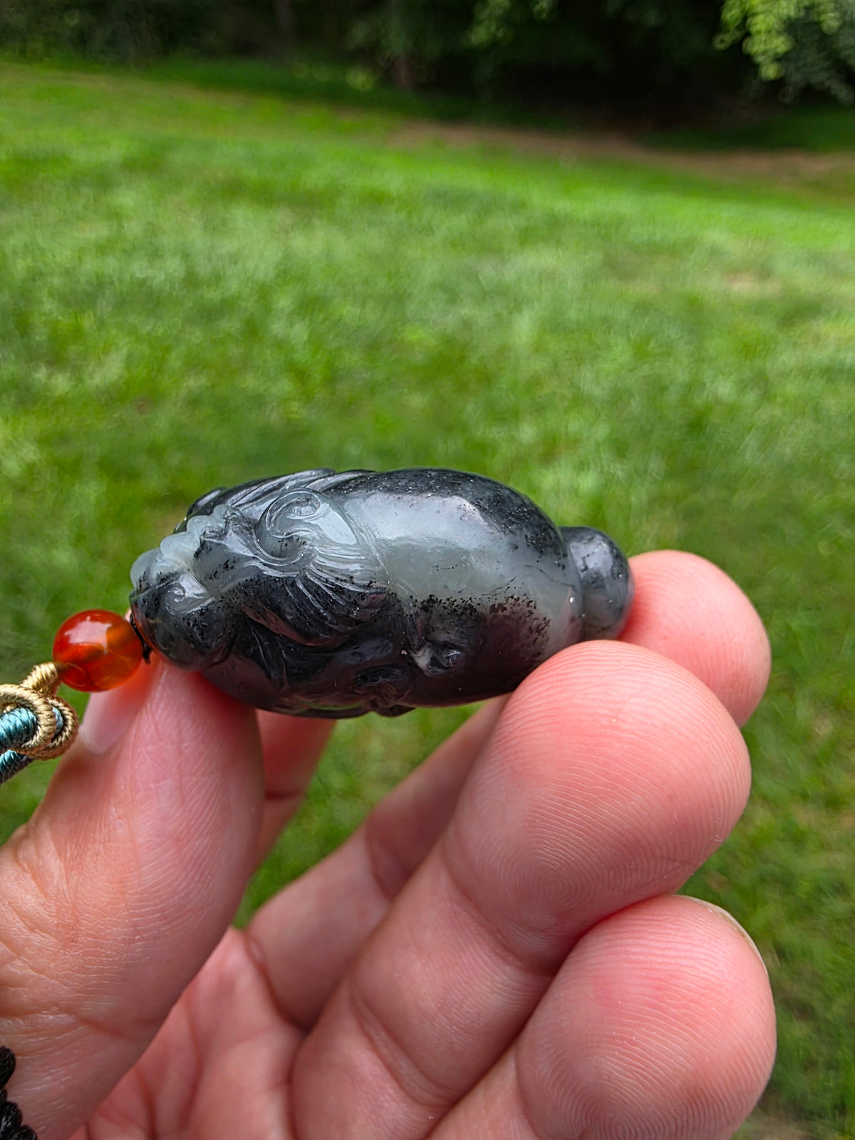 Black and White River Nephrite Jade Auspicious Beast Three-Legged Toad Pendant